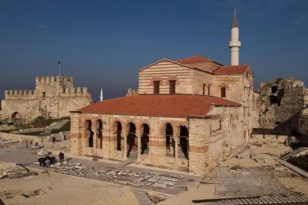 Fatih’in yadigarı cami 56 yıl sonra cemaatine kavuşacak